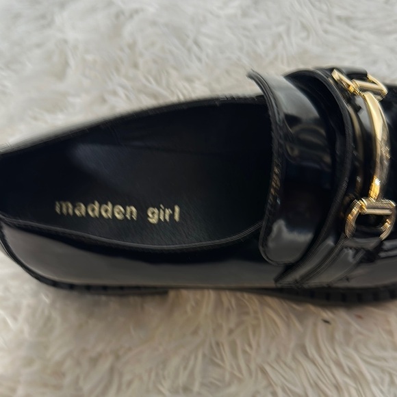 Madden Ambrosee Girl Black Loafers with Gold Accents - Picture 2 of 10